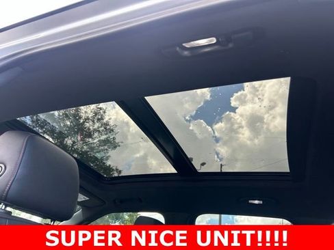 Used 2022 Chevrolet Blazer RS w/ Enhanced Convenience Package FWD image 17