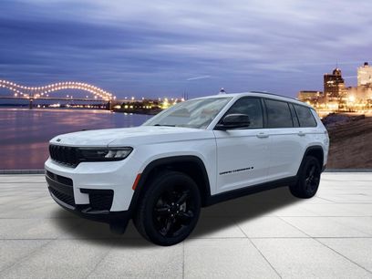 Used 2023 Jeep Grand Cherokee L Laredo