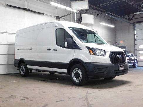 Used 2023 Ford Transit 250 Medium Roof w/ Interior Upgrade Package RWD image 6