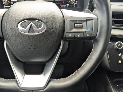 Used 2022 INFINITI QX60 Sensory w/ Cargo Package image 22