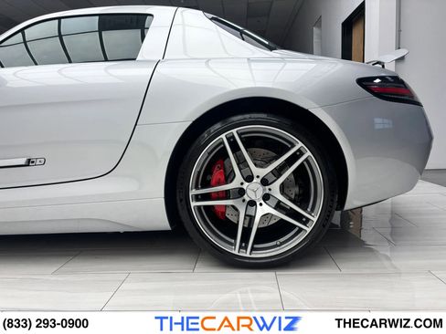 Used 2013 Mercedes-Benz SLS AMG GT Coupe image 23