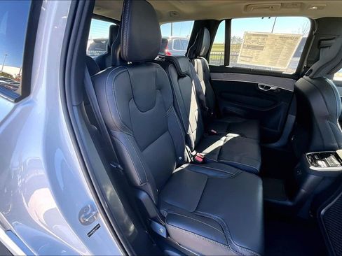New 2026 Volvo XC90 T8 Ultra w/ Protection Package Premier image 17