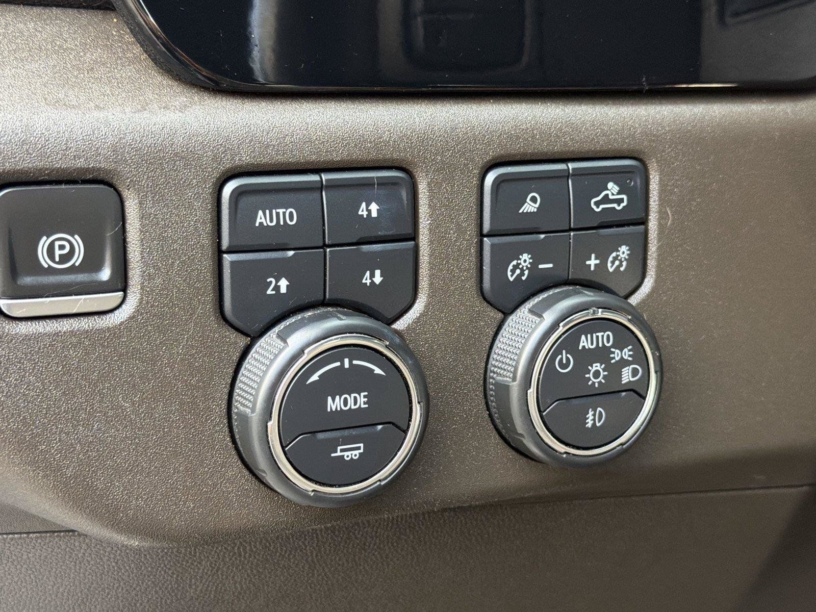 Used 2024 Chevrolet Silverado 2500 LT w/ All Star Edition AWD/4WD image 31
