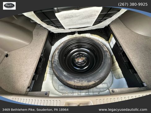 Used 2003 Mitsubishi Outlander XLS image 15