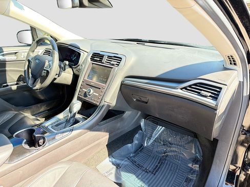 Used 2016 Ford Fusion Titanium image 13