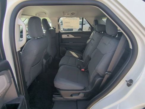New 2026 Ford Explorer Active image 15