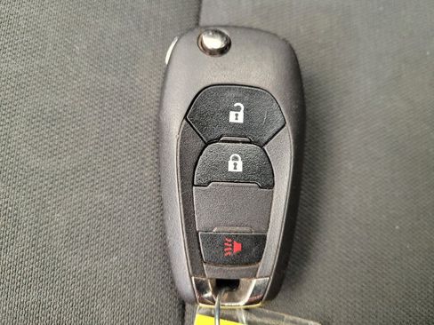 Used 2020 Chevrolet Trax LS w/ Tint and Cruise Package FWD image 32