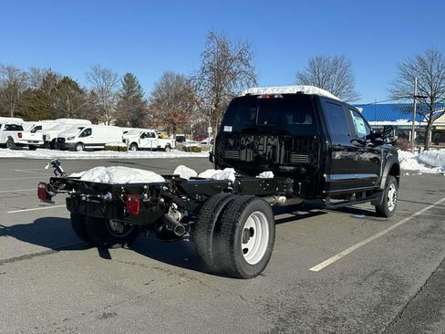 New 2025 Ford F550 4x4 Crew Cab Super Duty image 2