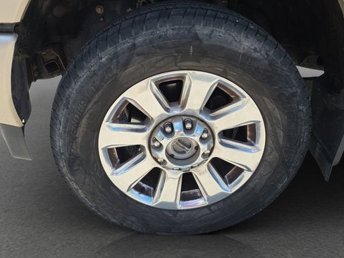 Used 2017 Ford F350 Platinum w/ Platinum Ultimate Package AWD/4WD image 4