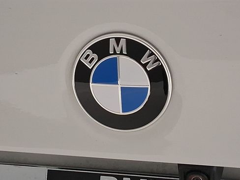 Used 2026 BMW 330i Sedan w/ Convenience Package RWD image 32