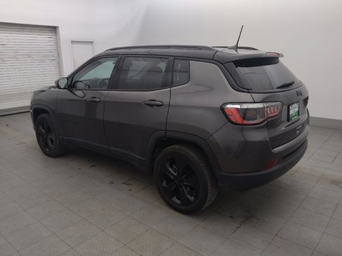 Used 2021 Jeep Compass Latitude AWD/4WD image 3