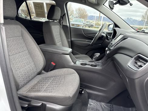 Used 2023 Chevrolet Equinox LT w/ LPO, Floor Liner Package image 27
