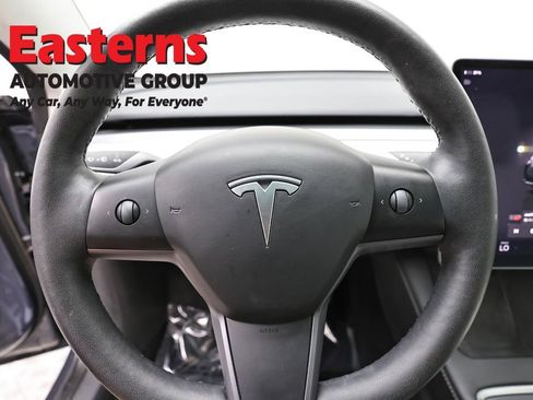 Used 2023 Tesla Model 3 Standard Range RWD image 10