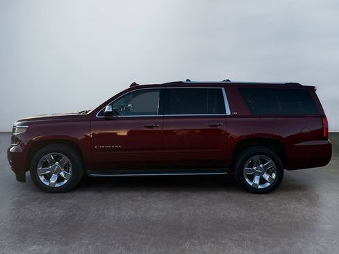 Used 2016 Chevrolet Suburban LTZ image 2