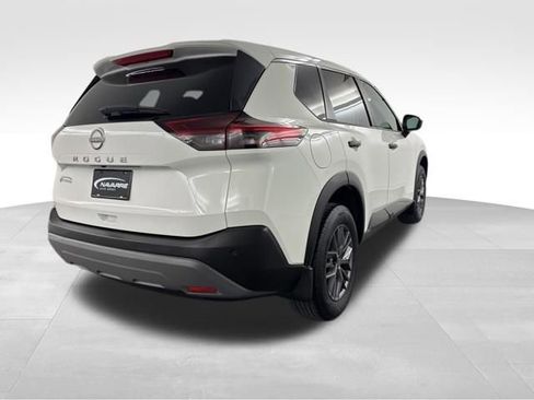 Used 2023 Nissan Rogue S FWD image 10