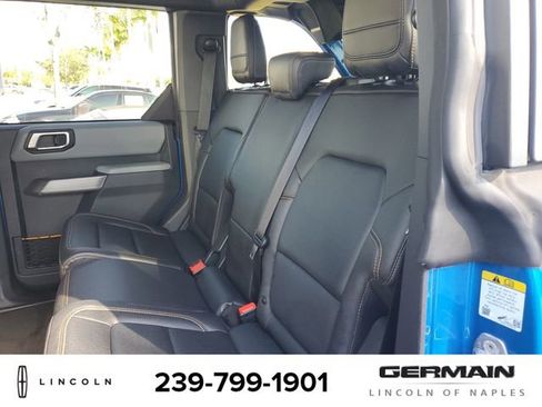 Used 2023 Ford Bronco Badlands image 20