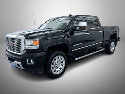Used 2015 GMC Sierra 2500 Denali w/ Duramax Plus Package AWD/4WD image 1