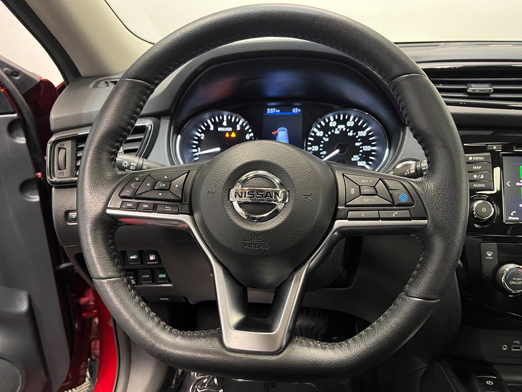 Used 2020 Nissan Rogue SL w/ Premium Package AWD/4WD image 6