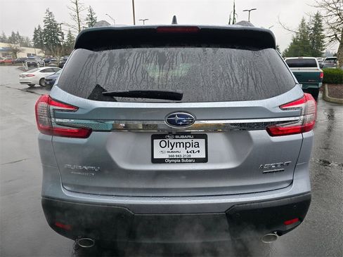 New 2026 Subaru Ascent Limited image 5