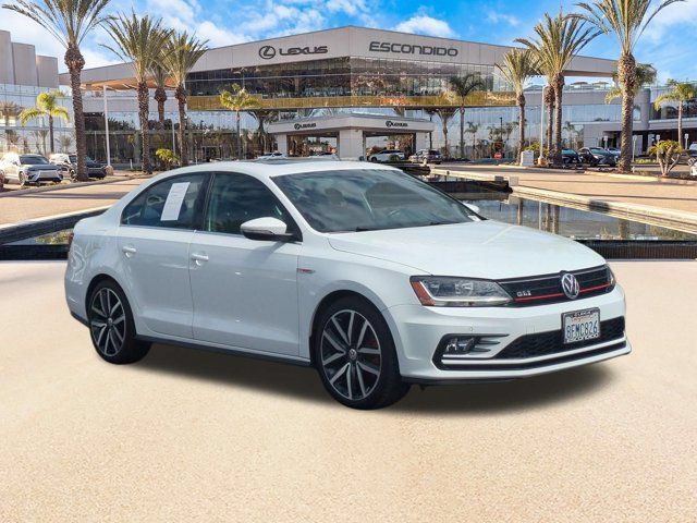 Used 2018 Volkswagen Jetta GLI FWD image 3