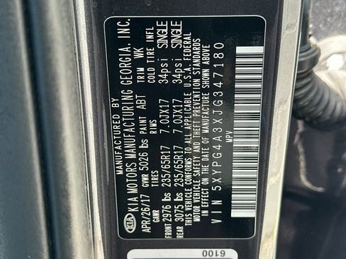Used 2018 Kia Sorento FWD image 38