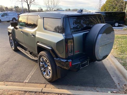 Used 2024 GMC Hummer EV 3X w/ LPO, Illumination Package image 31