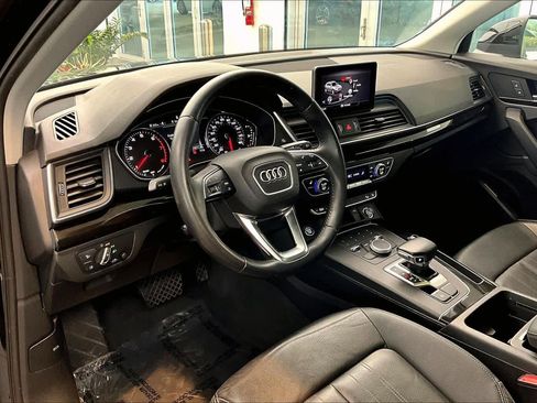 Used 2019 Audi Q5 2.0T Premium w/ Convenience Package image 18