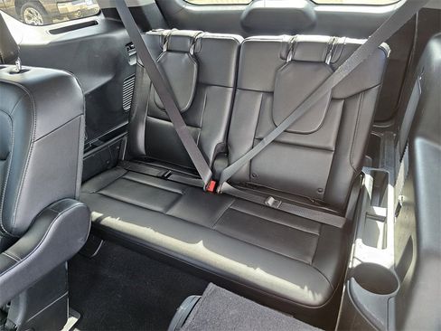 Used 2023 Ford Explorer Limited w/ Equipment Group 301A image 17