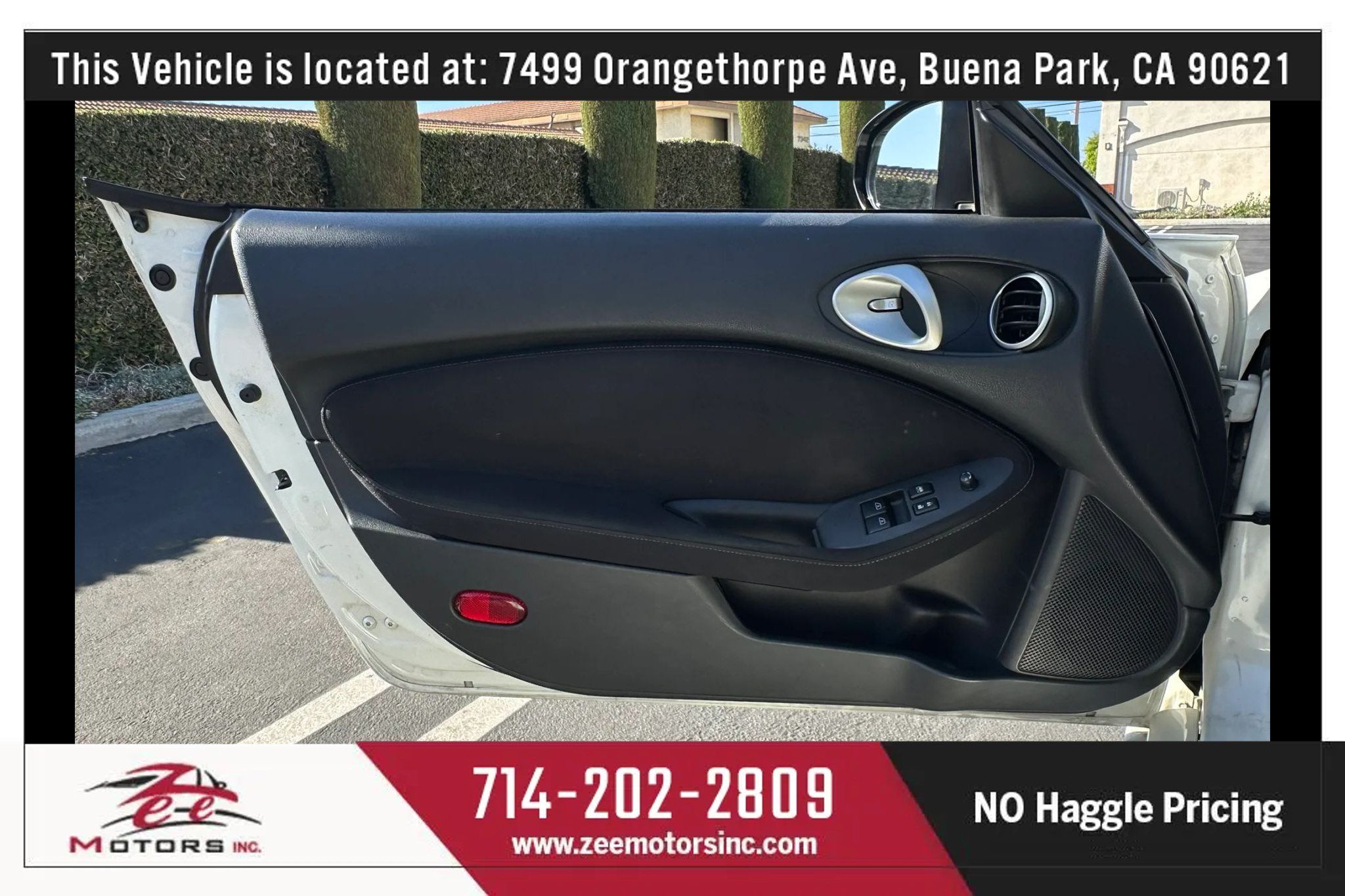Used 2013 Nissan 370Z Coupe w/ Sport Pkg RWD image 37