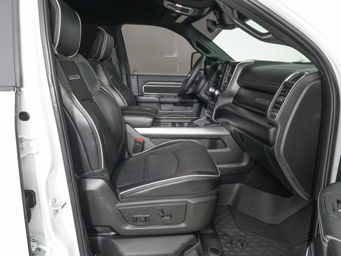 Used 2025 RAM 3500 Laramie w/ Sport Appearance Package image 10