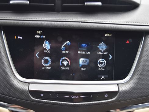 Used 2019 Cadillac XT5 FWD image 12