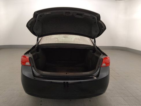 Used 2014 Chevrolet Impala LT FWD image 29