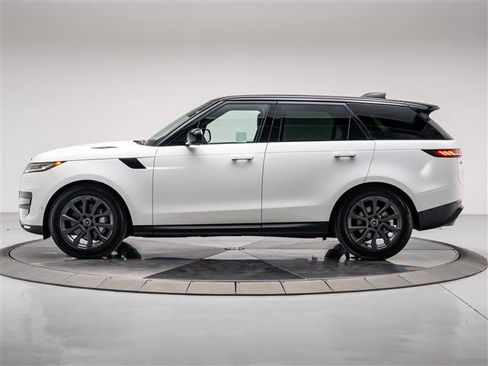 New 2025 Land Rover Range Rover Sport SE image 2