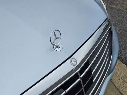Used 2016 Mercedes-Benz S 550 Sedan image 11