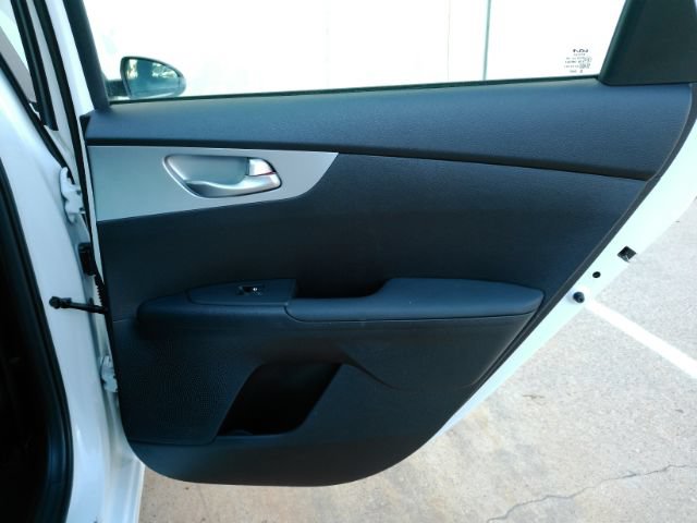 Used 2024 Kia Forte LXS w/ LXS Technology Package FWD image 23
