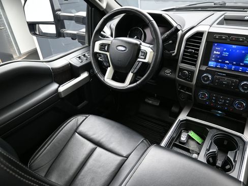 Used 2020 Ford F350 Lariat w/ Lariat Ultimate Package image 23