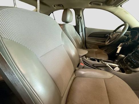 Used 2014 Chevrolet Malibu LT FWD image 25