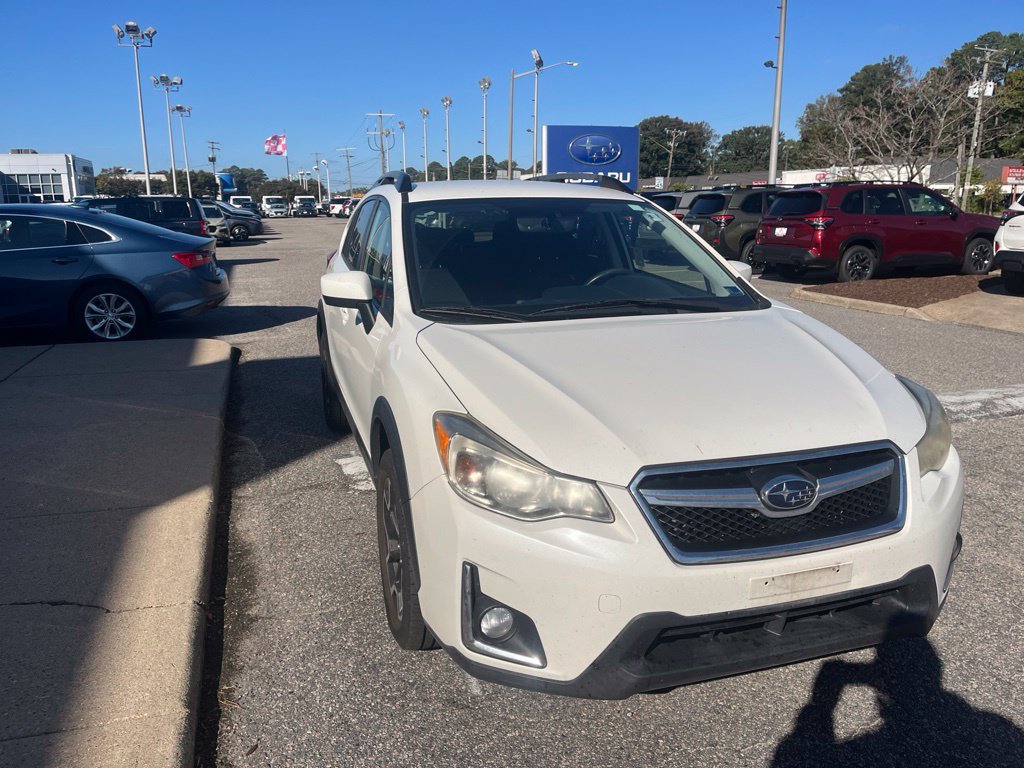 Used 2017 Subaru Crosstrek 2.0i Premium w/ Popular Package #2 AWD/4WD image 2