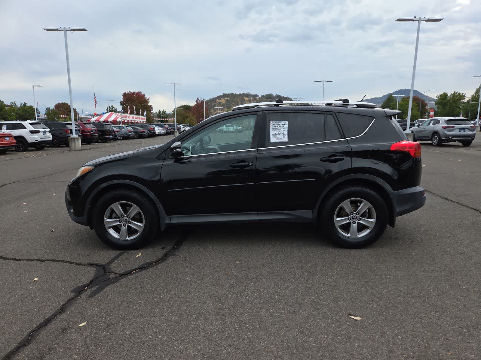Used 2015 Toyota RAV4 XLE AWD/4WD image 11