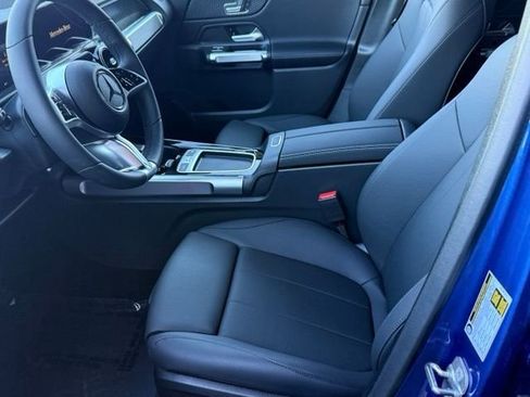 New 2026 Mercedes-Benz GLB 250 4MATIC image 8