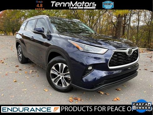 Used 2023 Toyota Highlander XLE image 3