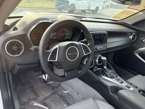 Used 2020 Chevrolet Camaro LT w/ RS Package image 19