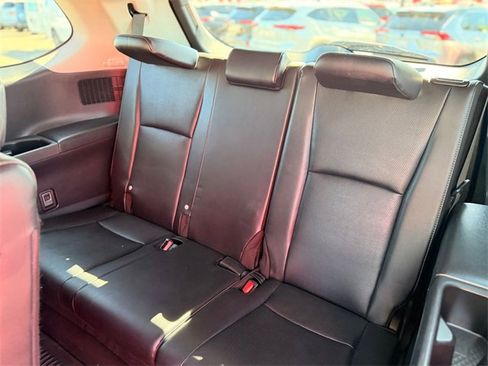 Used 2024 Toyota Grand Highlander Limited image 20