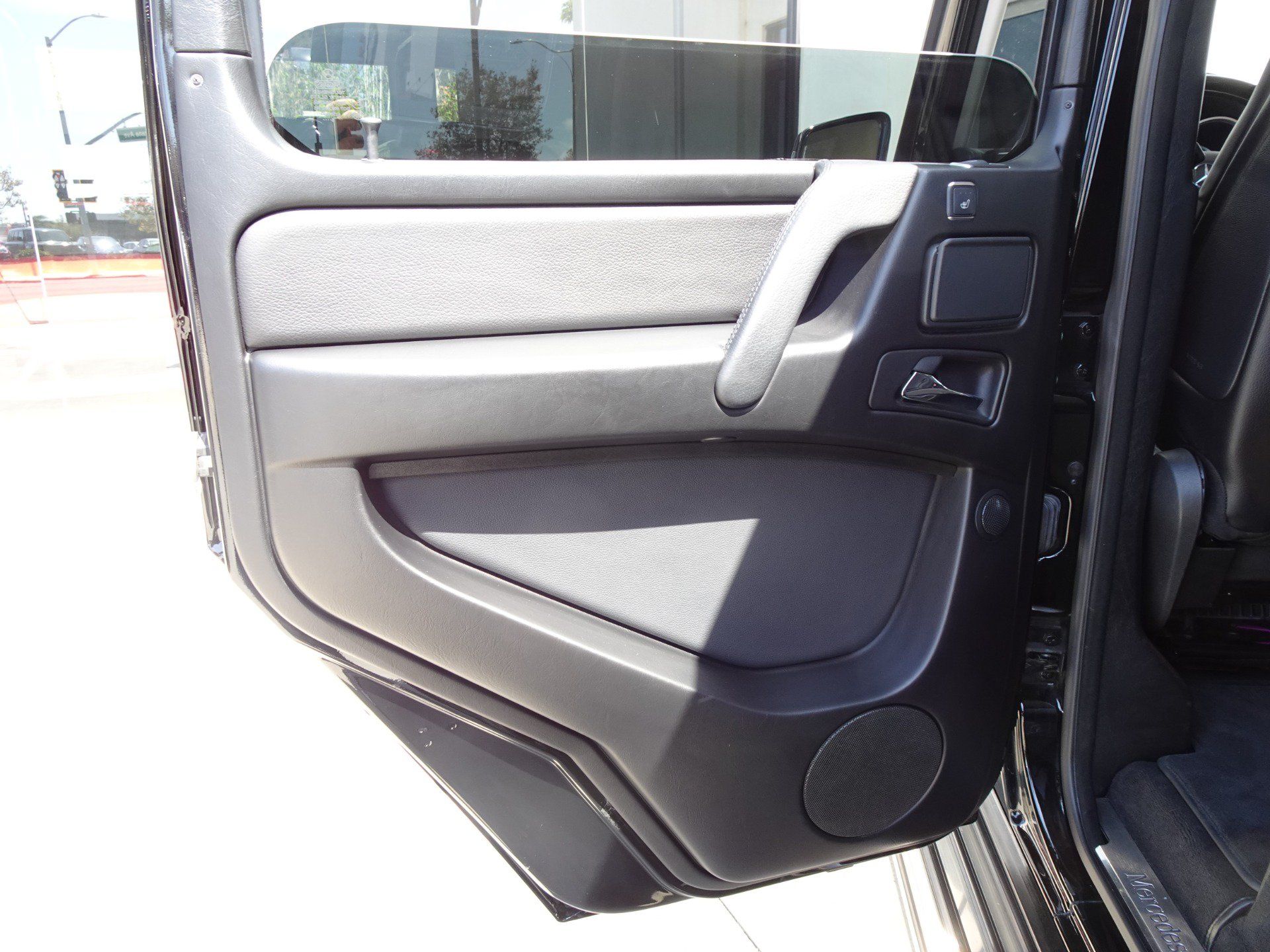 Used 2017 Mercedes-Benz G 550 image 15
