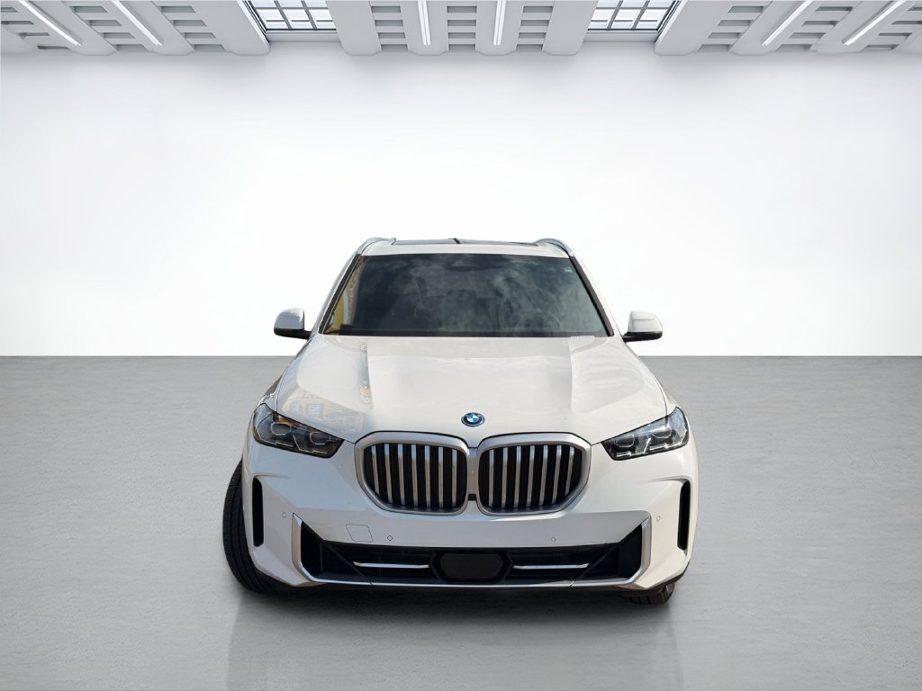 Used 2025 BMW X5 xDrive50e AWD/4WD image 7