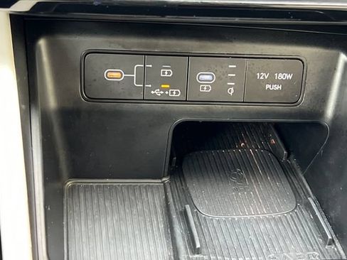 Certified 2025 Hyundai Tucson SEL FWD image 37