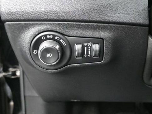 Used 2018 Jeep Compass Limited AWD/4WD image 23