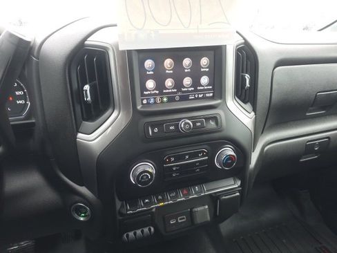 Used 2023 Chevrolet Silverado 1500 Custom image 17