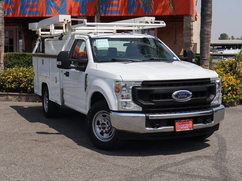 Used 2020 Ford F350 XL w/ Power Equipment Group RWD image 2