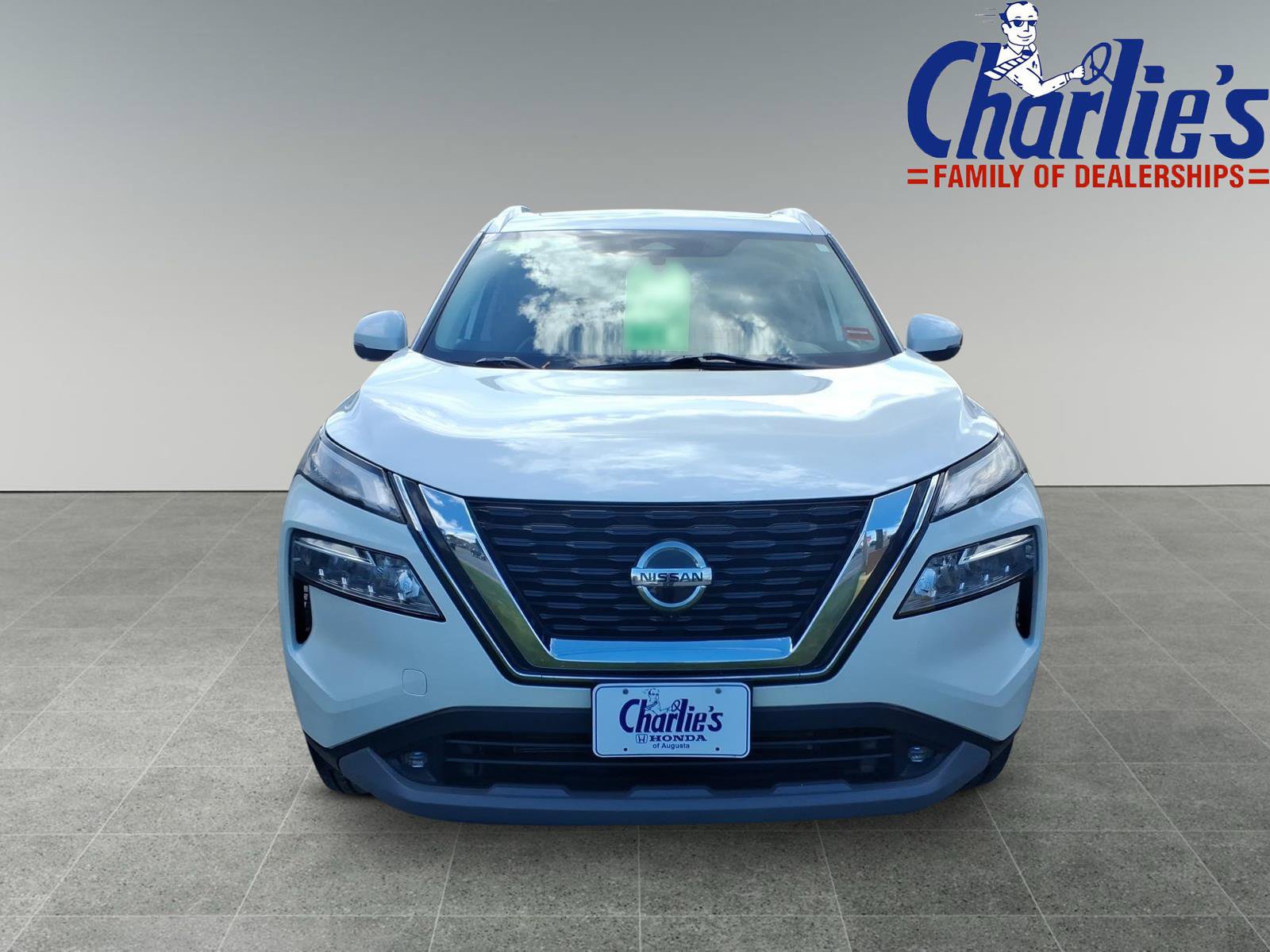 Used 2021 Nissan Rogue SL AWD/4WD image 2